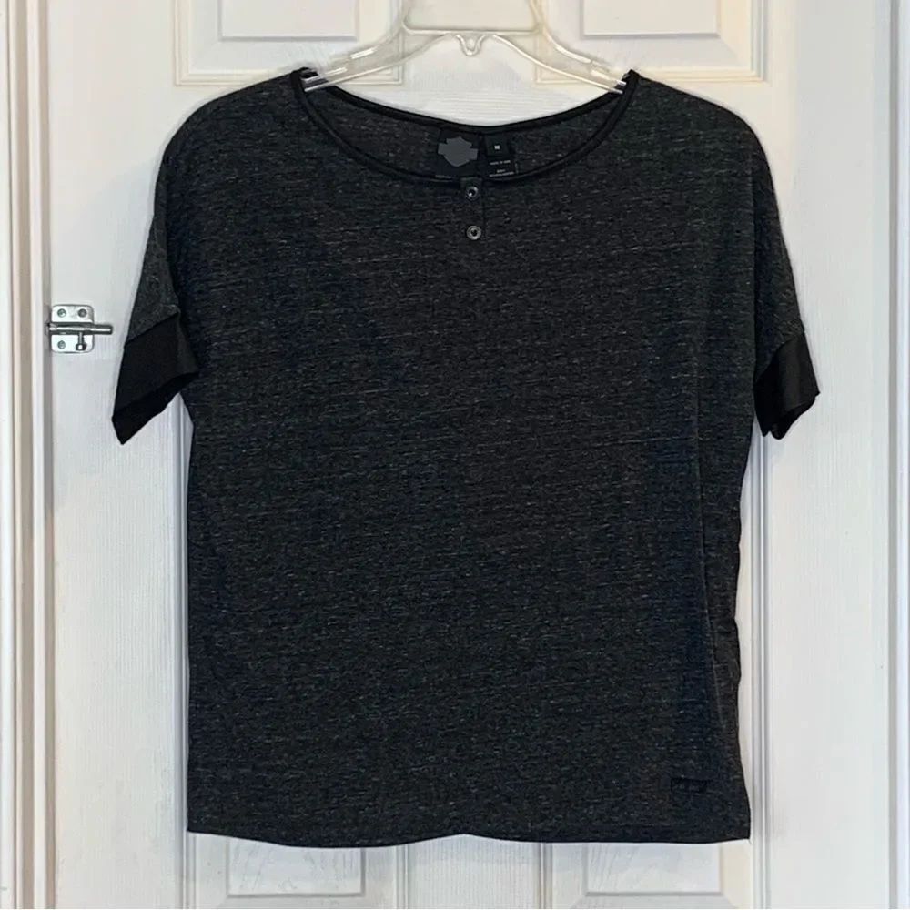 Harley Davidson Gray Short Sleeve Henley Size Medium